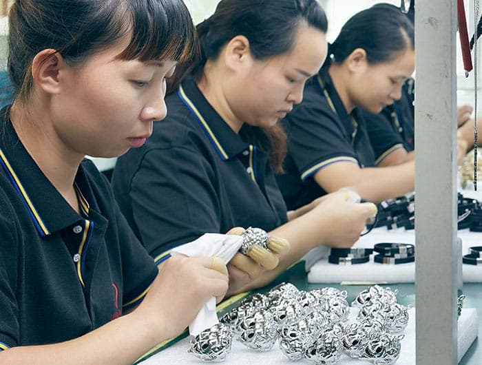 Why choose Lefeng Jewelry for earrings
