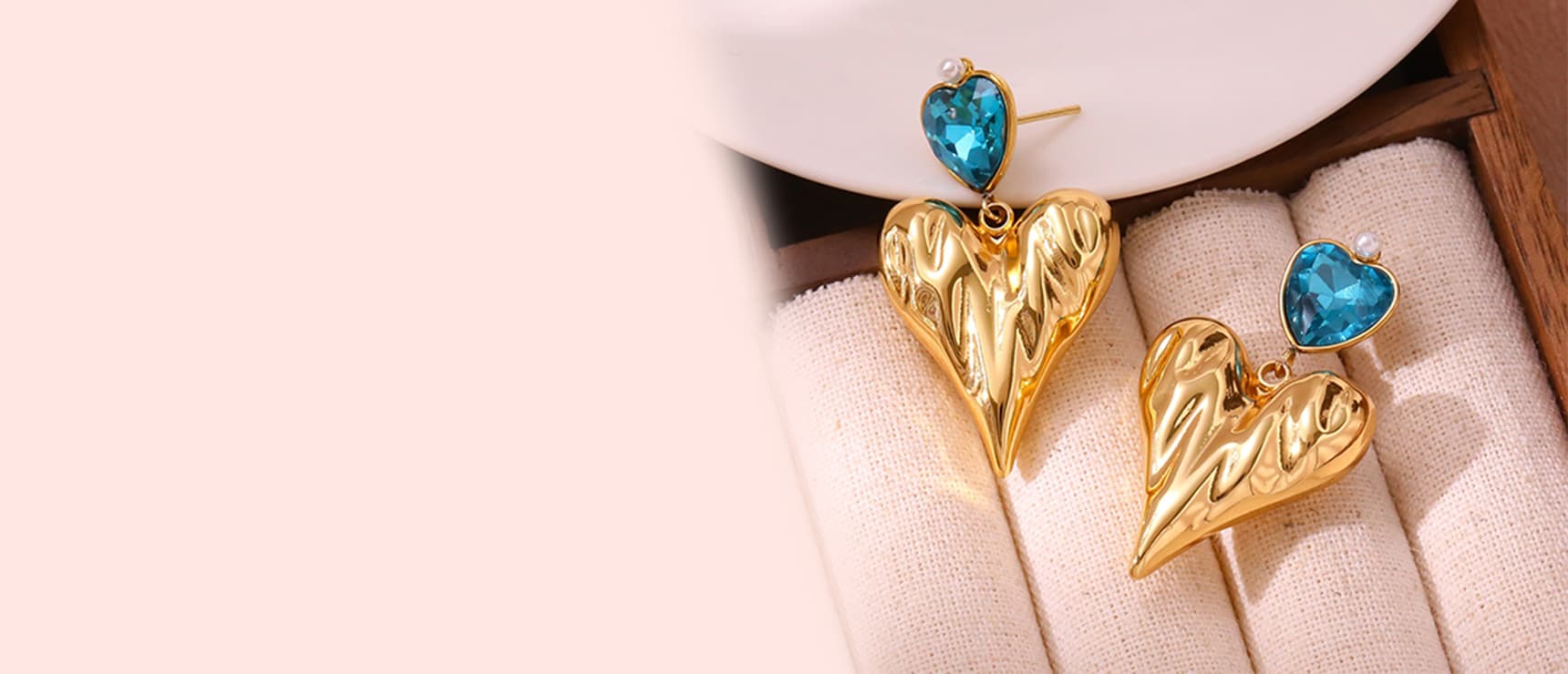 Custom earrings manufacturer