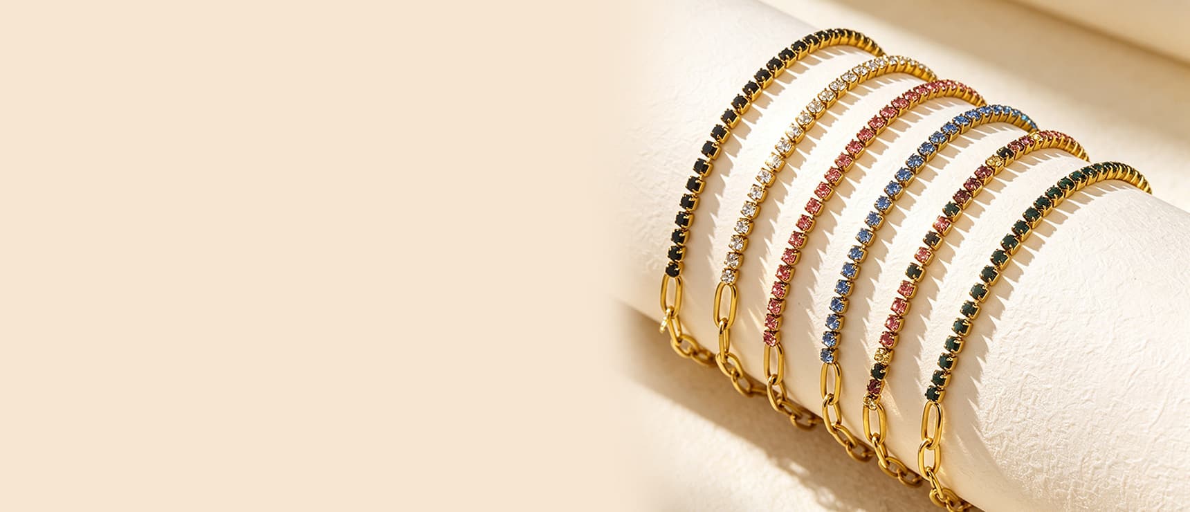 Custom bracelets manufacturer