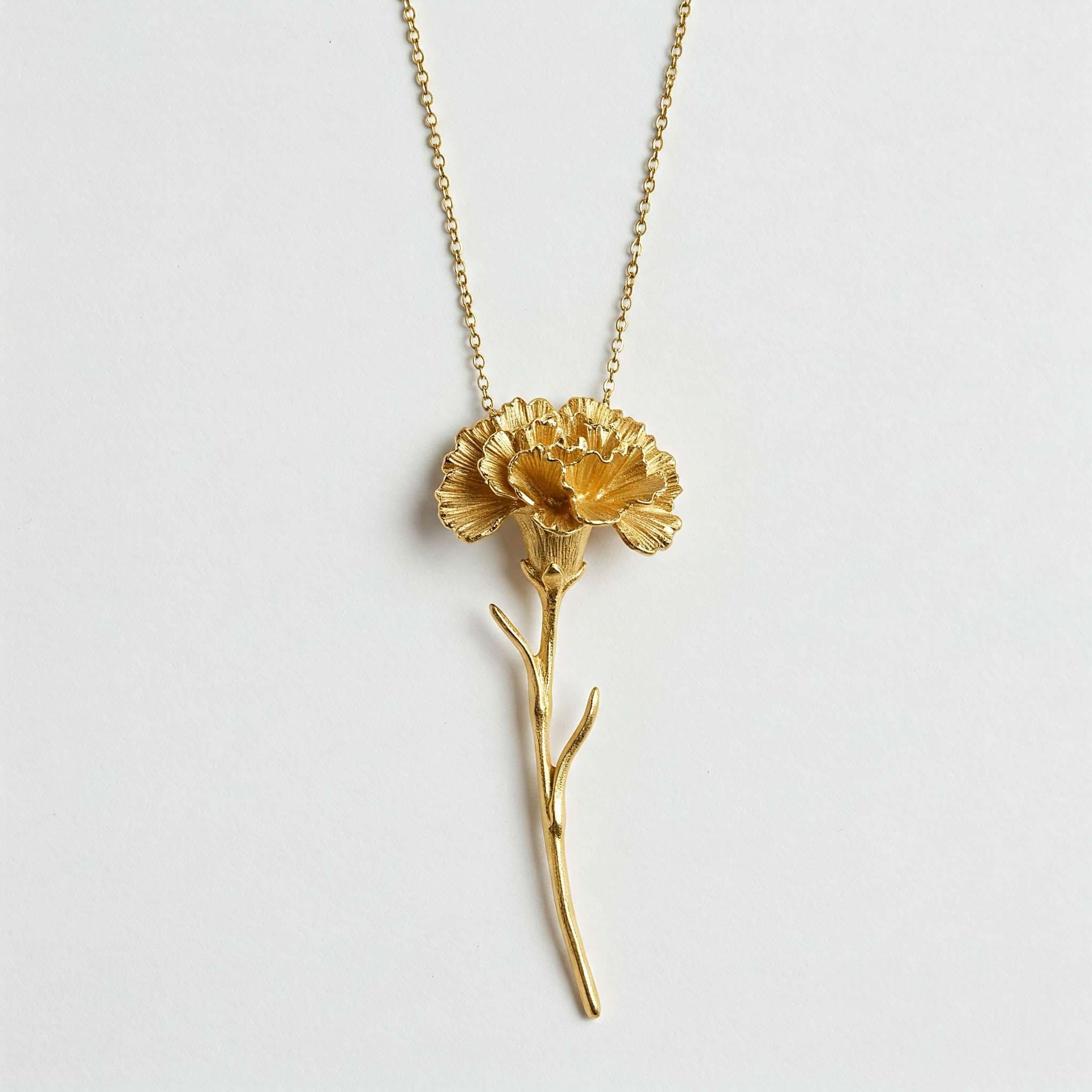 Luxurious Gold Carnation Pendant Necklace with Floral Motif Fine Link Chain