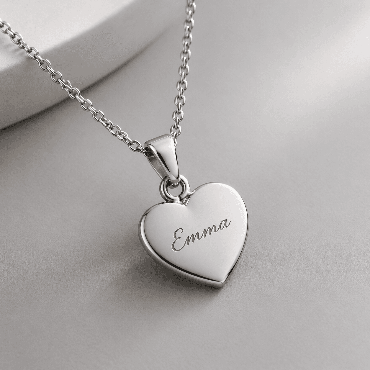 Personalized stainless steel engraved heart charm: Guide