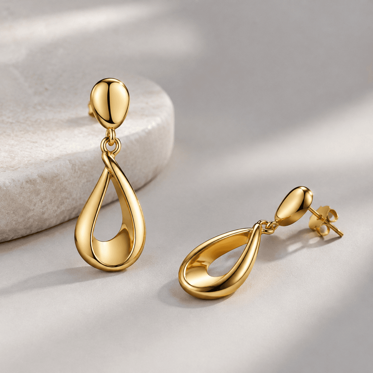 How to Style Trendy Earrings: 2026 Fashion Guide for Jewelry Brands