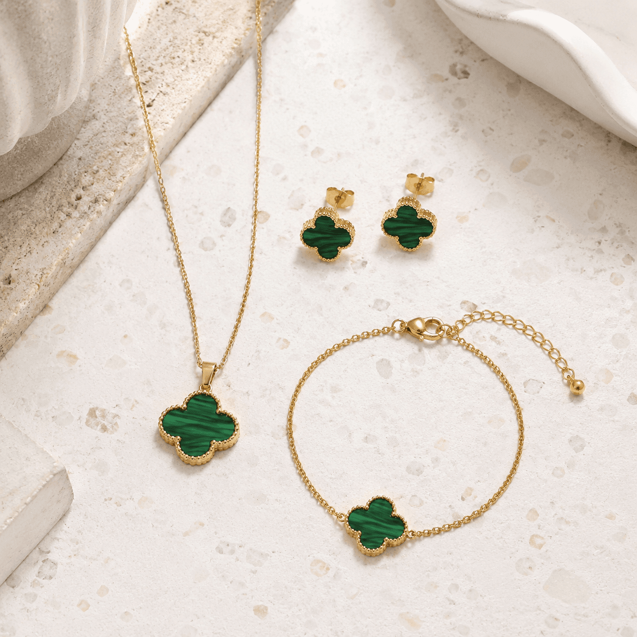 Best earrings jewellery set: Curated picks for fashion 2026