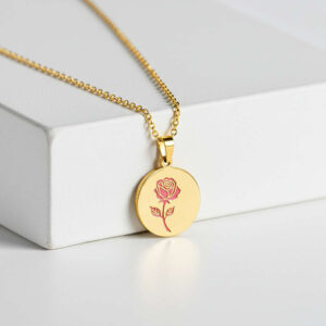 Luxurious Gold Plated Rose Pendant Necklace – Elegant Floral Women's Jewelry as a Custom Birth Month Flower Necklace