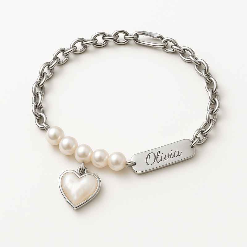 Dainty Romantic Bracelet with Personalized Engraving & Pearl Heart Charm