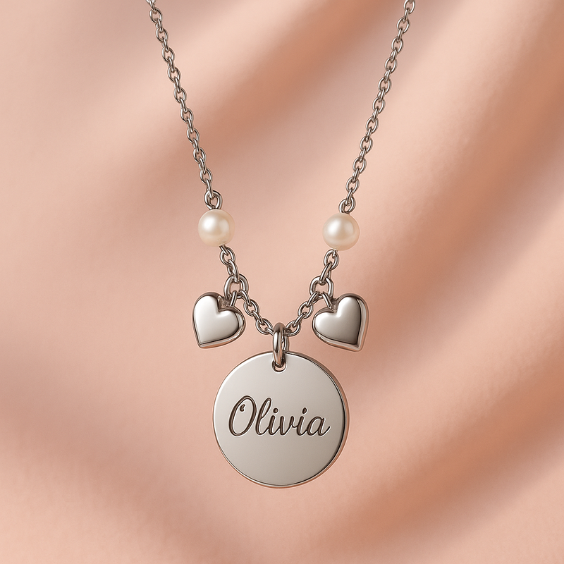 Why a Dainty Romantic Necklace with Personalized Engraving and Stainless Steel Love Heart Charms is a Must-Have for Wholesale Jewelry Businesses