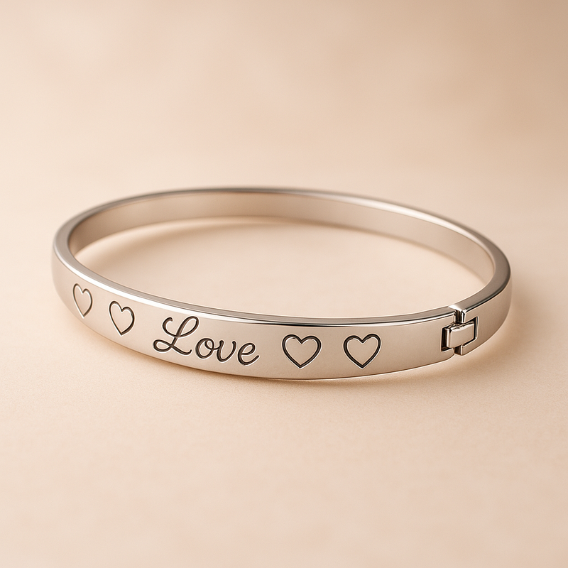 How Dainty Romantic Charm Bracelets and Personalized Engraving Options Can Boost Your Jewelry Business Growth with Stainless Steel Love Heart Designs