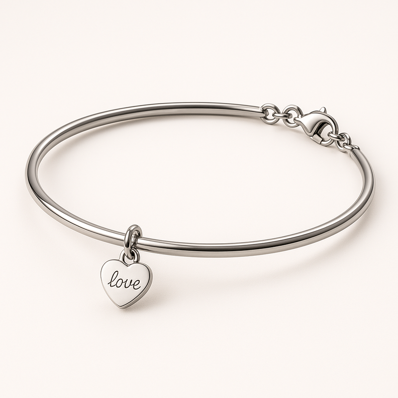 Boost Your Jewelry Brand with a Dainty Romantic Pearl Bracelet: Personalized Stainless Steel Love Charm & Engraved Heart Bracelet Customization for Wholesale Success