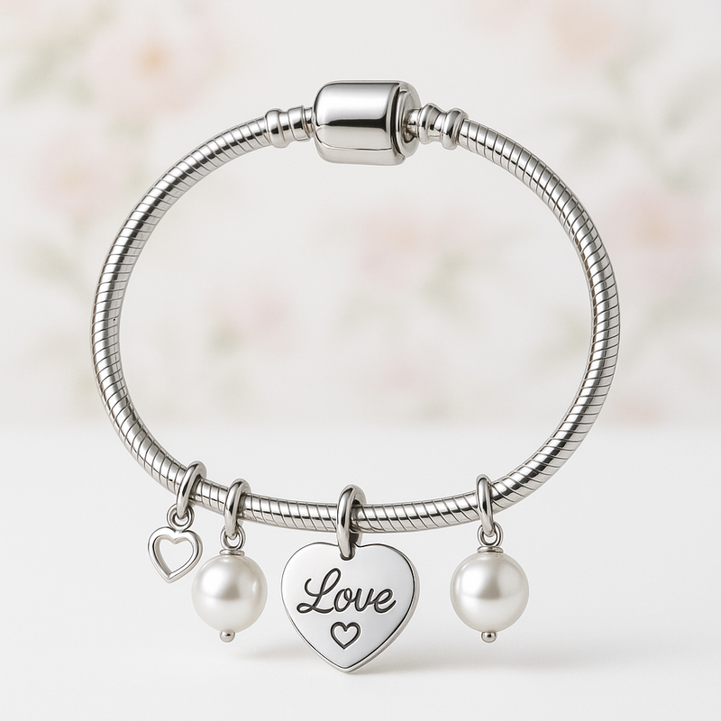 Dainty Romantic Bracelet Trends: Wholesale Customization of Personalized Stainless Steel Charm Bracelets and Pearl Love Heart Engraved Designs