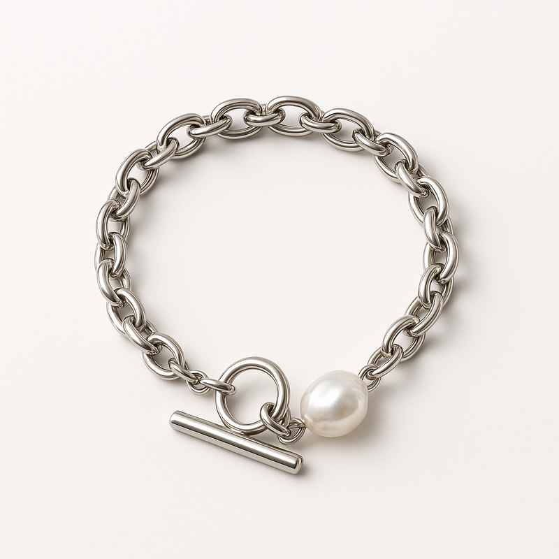 Dainty Adjustable Pearl Bracelet with Baroque Pearl Toggle Closure