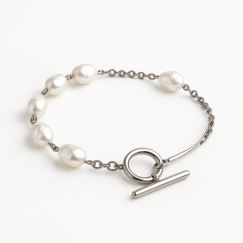 Dainty Baroque Pearl Bracelet: A Stylish Addition to Your Adjustable Pearl Toggle Bracelet Collection for Wholesale Manufacturing 2 Dainty Baroque Pearl Bracelet: A Stylish Addition to Your Adjustable Pearl Toggle Bracelet Collection for Wholesale Manufacturing